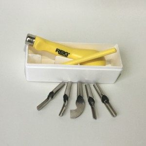 CAJA DE GUBIAS LINOGRABADO CON MANGO Y 5 PLUMILLAS