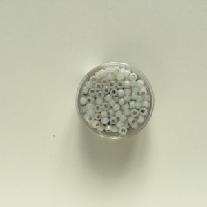 MIYUKI ROUND ROC.6/0 4MM 551 OPAL 10GR