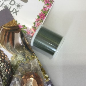 PROYECTO MIYUKI ANILLO CON PIEDRA ENGARZADA