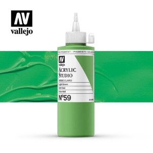 VALLEJO STUDIO VERDE CLARO 200 ML