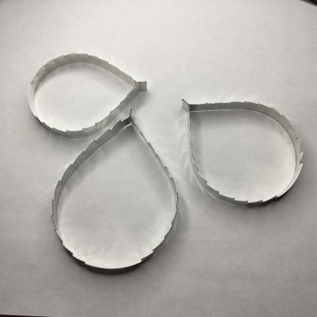 3 CORTADORES METALICOS LYDIA Nº 6