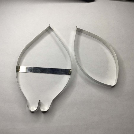 2 CORTADORES METALICOS LYDIA Nº 21