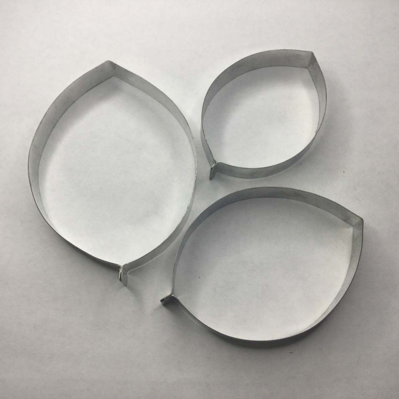 3 CORTADORES METALICOS LYDIA Nº 23