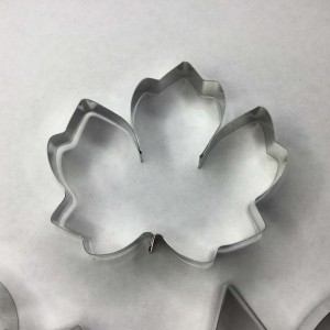 3 CORTADORES METALICOS LYDIA Nº 58