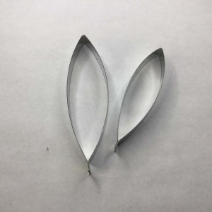 2 CORTADORES METALICOS LYDIA Nº 76