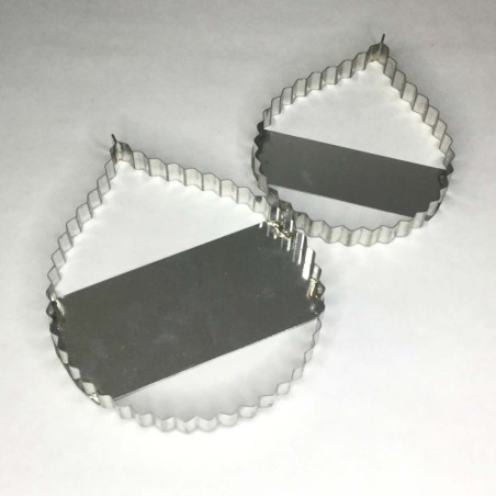 2 CORTADORES METALICOS LYDIA Nº 81