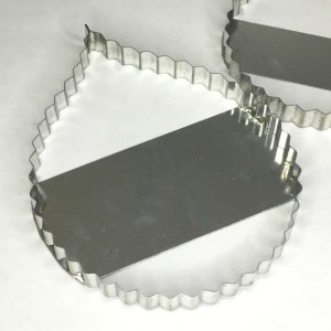 2 CORTADORES METALICOS LYDIA Nº 81