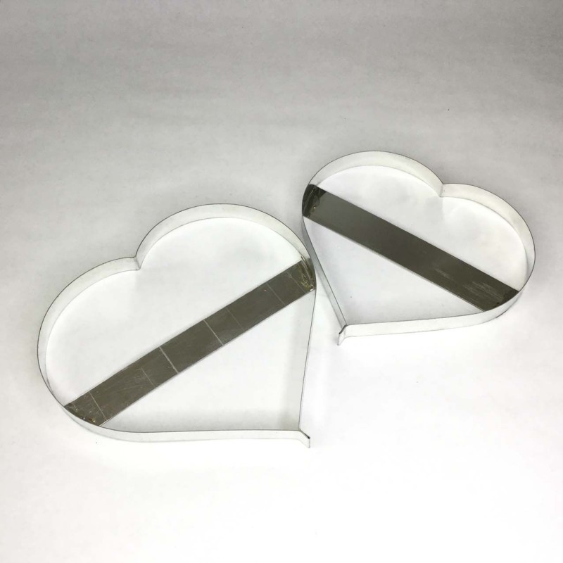 2 CORTADORES METALICOS LYDIA Nº 82