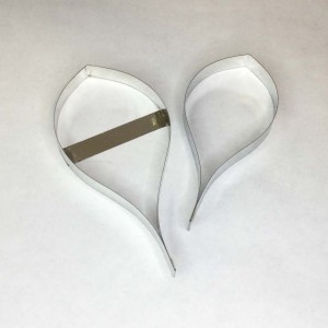 2 CORTADORES METALICOS LYDIA Nº 85