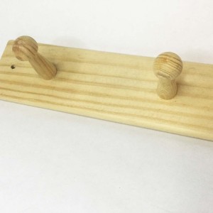 PERCHERO SENCILLO 4 POMOS