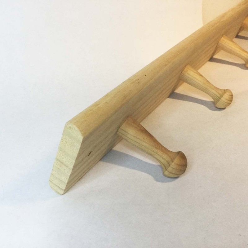 PERCHERO SENCILLO 4 POMOS