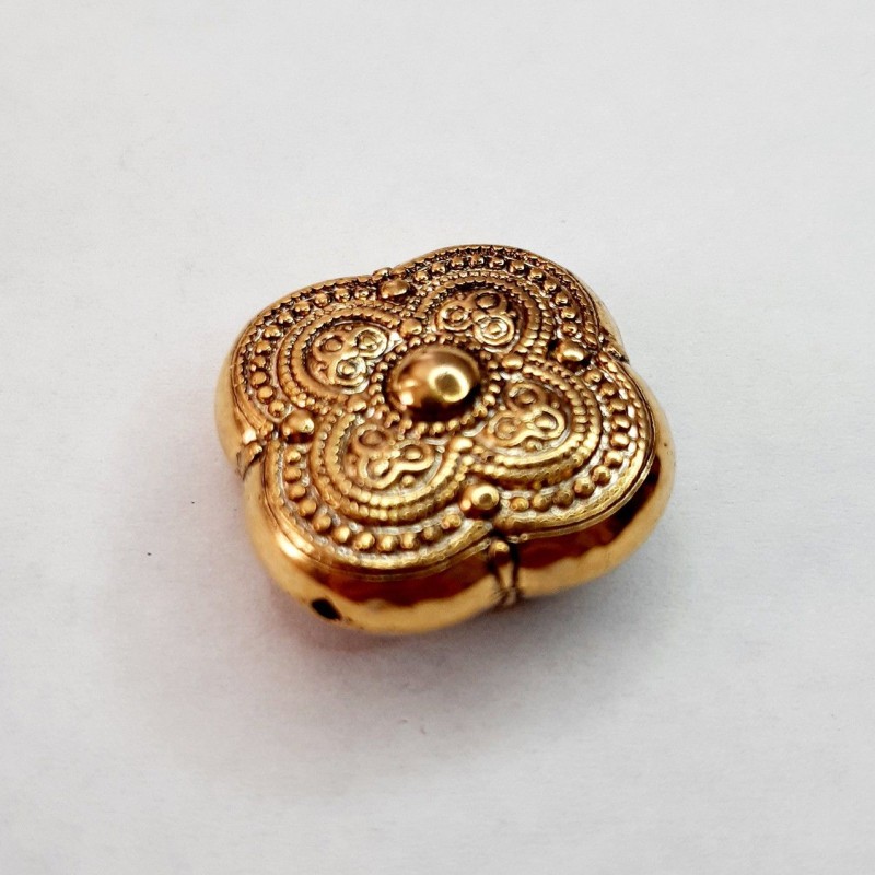 CUENTA FLOR DORADA (10 UNIDADES)