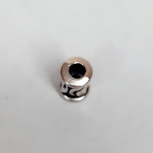 TUBO PEQUEÑO LABRADO DE ZAMAK