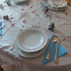 ANGELITOS DE RESINA BLANCA CON PINZA