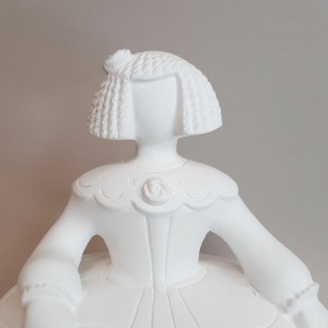 Menina de escayola 16 cm