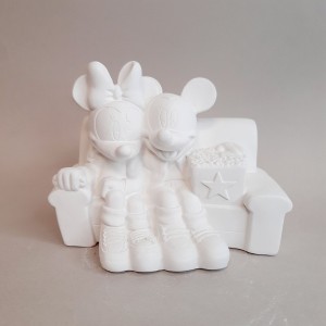 Figura infantil de escayola Mickey y Minnie Sofa