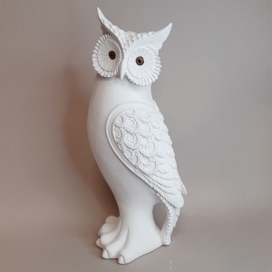 Figura de escayola Buho derecha