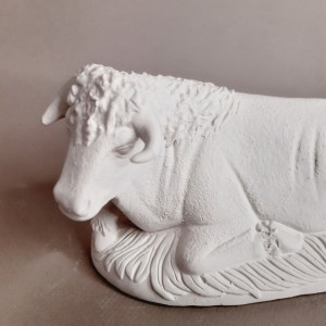 Buey y mula de escayola para el pesebre