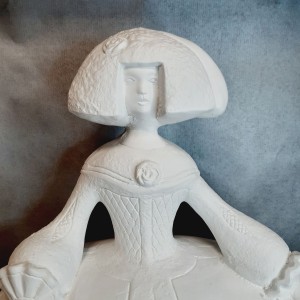 Menina de escayola para pintar