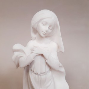 Virgen Anunciación de marmolina