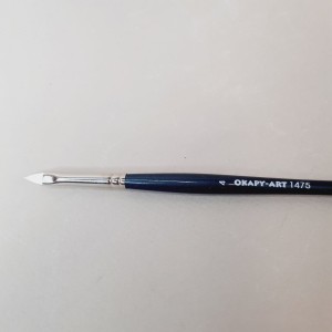 Pincel para acrílico de plano terminado en punta