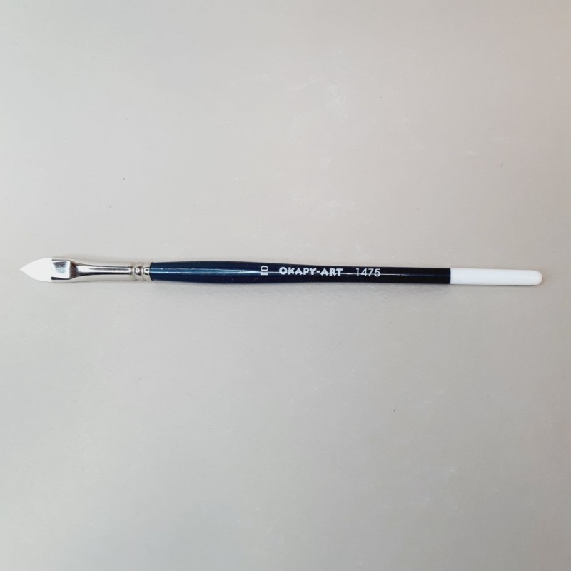 Pincel lengua de gato de fibra. Barato, bueno y versátil