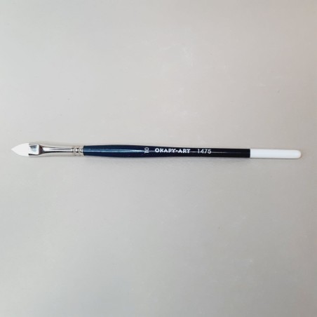 Pincel lengua de gato de fibra. Barato, bueno y versátil