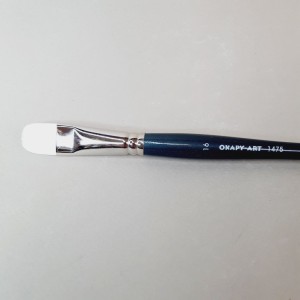 La salida de un pincel es la longitud de la fibra desde la virola hasta la punta