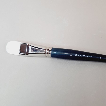 Pincel grande de forma lengua de gato