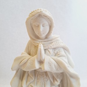 Belen para pintar - figura de la Virgen María detalle