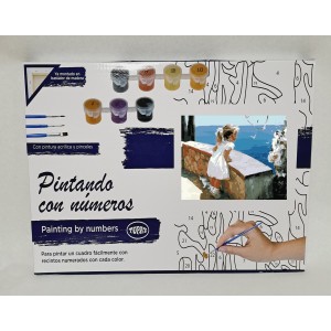 Colorear números - niña mirando al mar