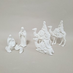 Nacimiento 8 piezas resina blanca