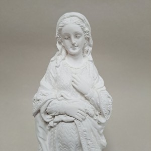 Detalle Figura de escayola Dulce Espera, vista de frente