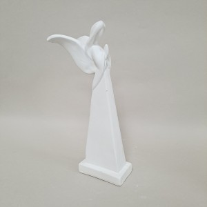 Ángel sin rostro en escayola