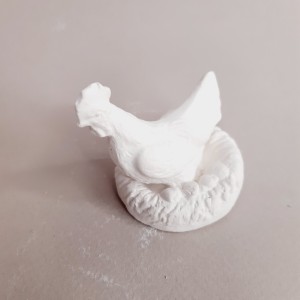 Figura de escayola de gallina ponedora para portal de Belén