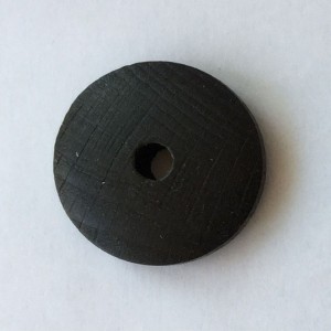 10 UD CUENTAS MADERA 28 MM NEGRAS