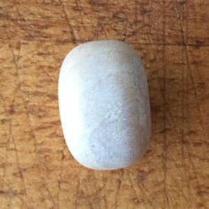 10 UD BOLAS MADERA 25 MM BLANCO ROTO