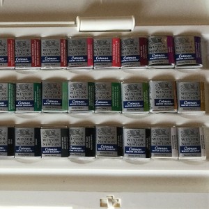 CAJA ACUARELA 45 COLORES WINSOR AND NEWTON