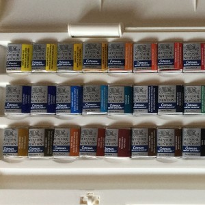 CAJA ACUARELA 45 COLORES WINSOR AND NEWTON