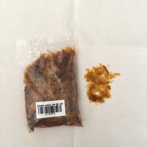 BARNIZ GOMA LACA LEMON 50 GR. EN ESCAMAS