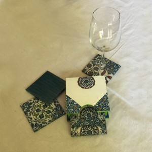 JUEGO DE 6 POSAVASOS Y CAJITA