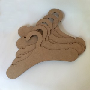 SET DE 6 PERCHA INFANTILES MDF