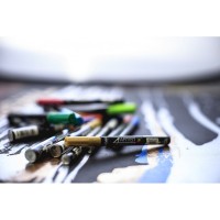 Sprays y rotuladores profesionales para arte urbano | TOPAZ